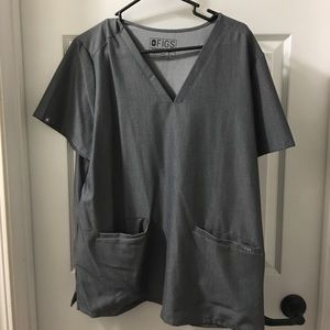 Figs Graphite Casma 3 Pocket Scrub Top